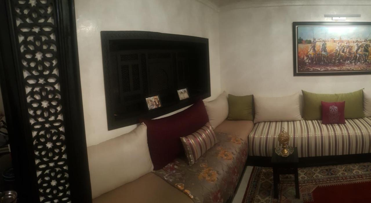 Ayam Room Sale Exterior photo
